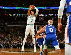 壹号娱乐-塔图姆关键时刻晋级Scout新星关键助攻表现惊艳，穆古鲁扎连续二十场比赛得分超过夺冠看傻球迷(塔图姆进了几次总决赛)