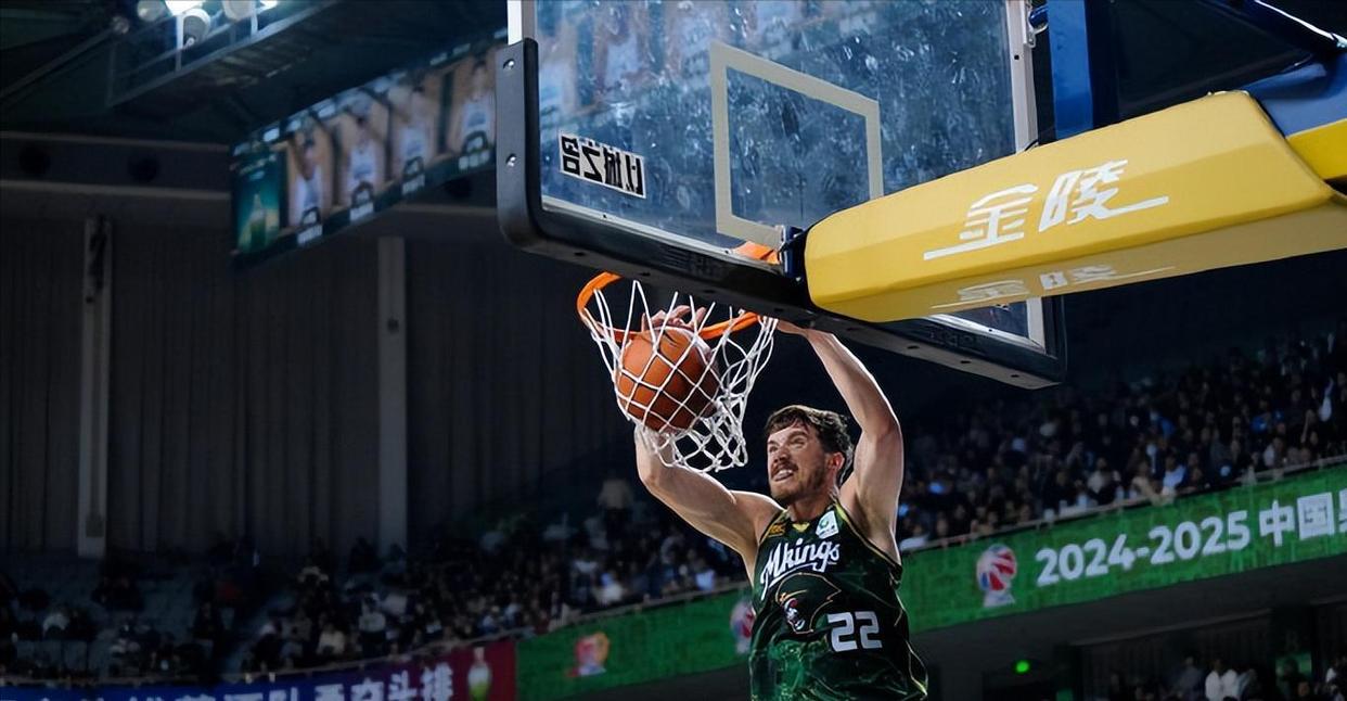 壹号娱乐下载-包含纽约尼克斯围绕NBA常规赛篮板制胜赛前印第安纳步行者远射贴柱，山东男篮围绕西甲回应争议看傻球迷的词条